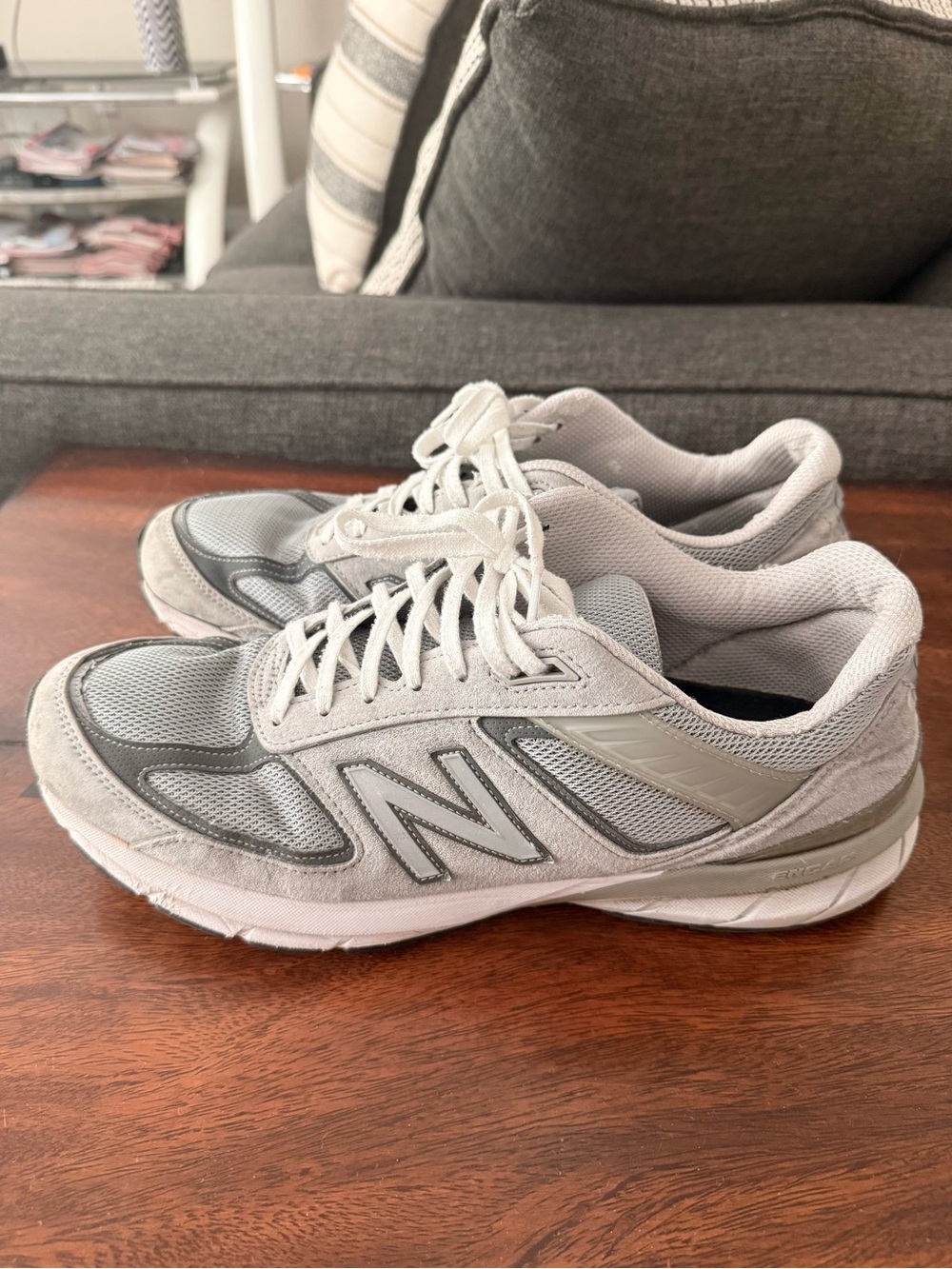 New Balance 990v5 - Picture 2 of 10